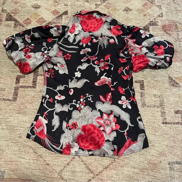 Y2k Arden B Black silk blend floral button down blouse w/ red accents size Small - Picture 6 of 8